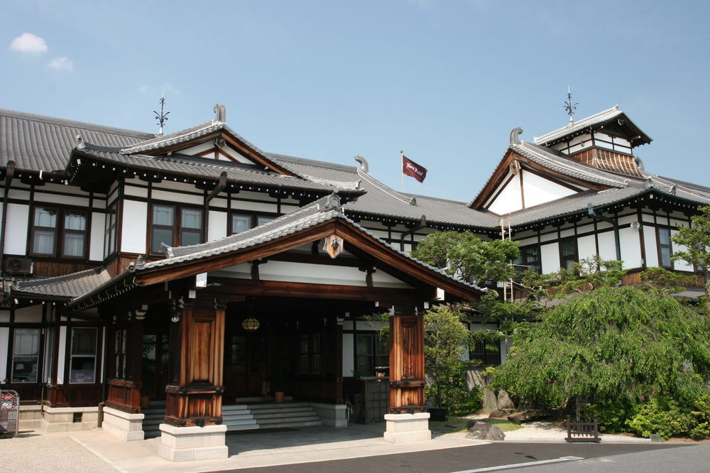 奈良ホテル image 1